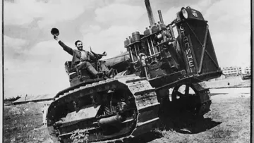 Подвиг советских тракторов С-60 Сталинец на Эльбрусе