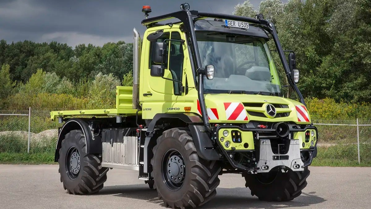 Mercedes-Benz покажет в Германии новые машины Unimog для АПК - glavpahar.ru