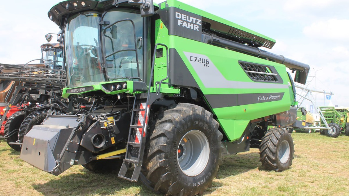 ТОП-5 преимуществ комбайна DEUTZ-FAHR C7206 TS ExtraPower — новинка Золотой  Нивы - glavpahar.ru