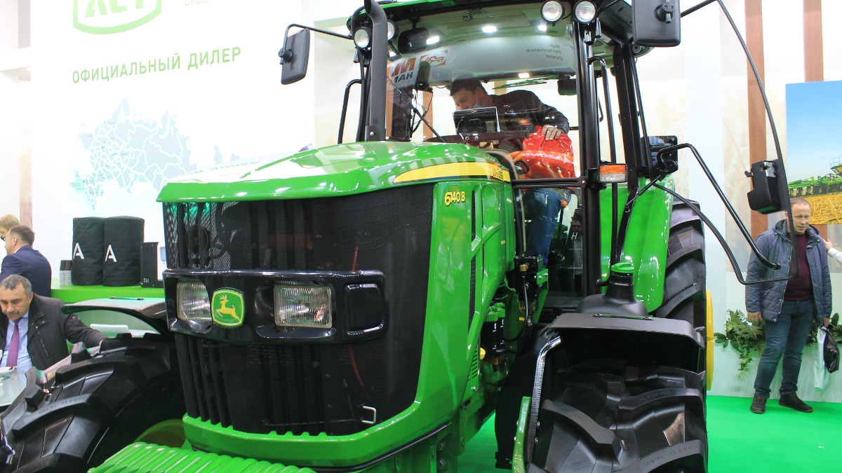 Покупатель найден: кто овладеет заводом John Deere в Оренбурге? -  glavpahar.ru