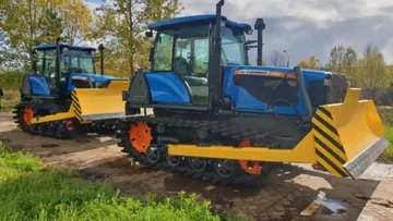 Новая модификация гусеничного трактора АГРОМАШ 90ТГ для отрасли рисоводства