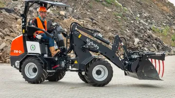 Новый электрический погрузчик RT210-2e от Kubota