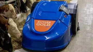 Робот-кормоуборщик Butler Gold Pro от Boumatic