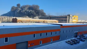 Пожар на шинном заводе Нортек в Барнауле