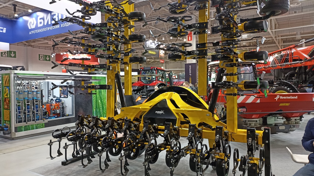 Новый междурядный культиватор для РФ Phenix Onyx на выставке ЮГАГРО-2022