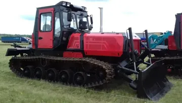 Новый гусеничный трактор ТЛ-4 (ТЛС-5 Барнаулец)