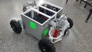 Прототип робота Labinm Robotics для повышения урожая черники
