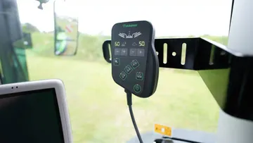 KRONE PreSelect Digital: управление косилкой Krone EasyCut B 1000 через терминал ISOBUS