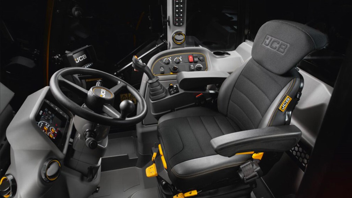 Органы управления погрузчика JCB TM 280