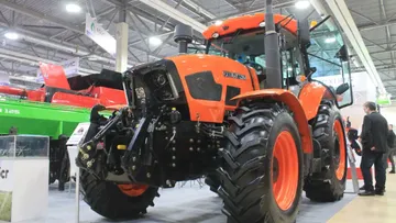 Новый китайский трактор HX Smart 2204 на Интерагромаш 2024