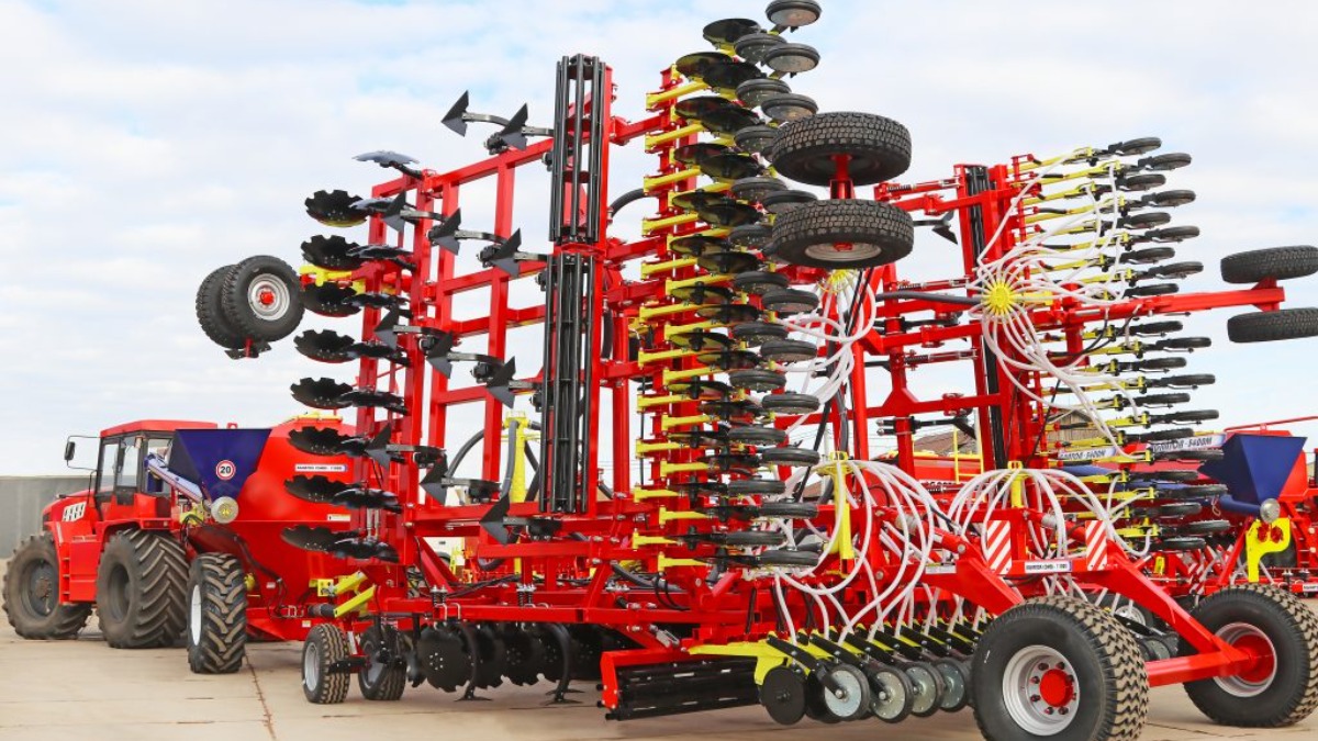 Рост отгрузок посевных комплексов AGROMASTER