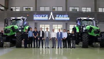 Компания «АгроТехРуссиа» посетила завод DEUTZ-FAHR Machinery в Китае