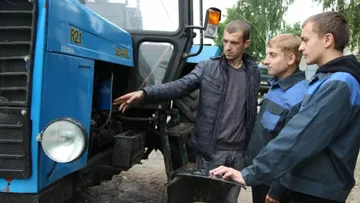 Обучение трактористов-машинистов в Республике Хакасия