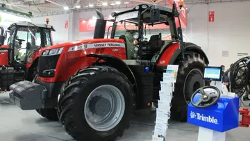 Трактор с высокими тяговыми характеристиками MF8737S из КФХ Брянцев А.В.