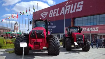 Демонстрационный показ тракторов МТЗ на выставке «БЕЛАГРО-2021»