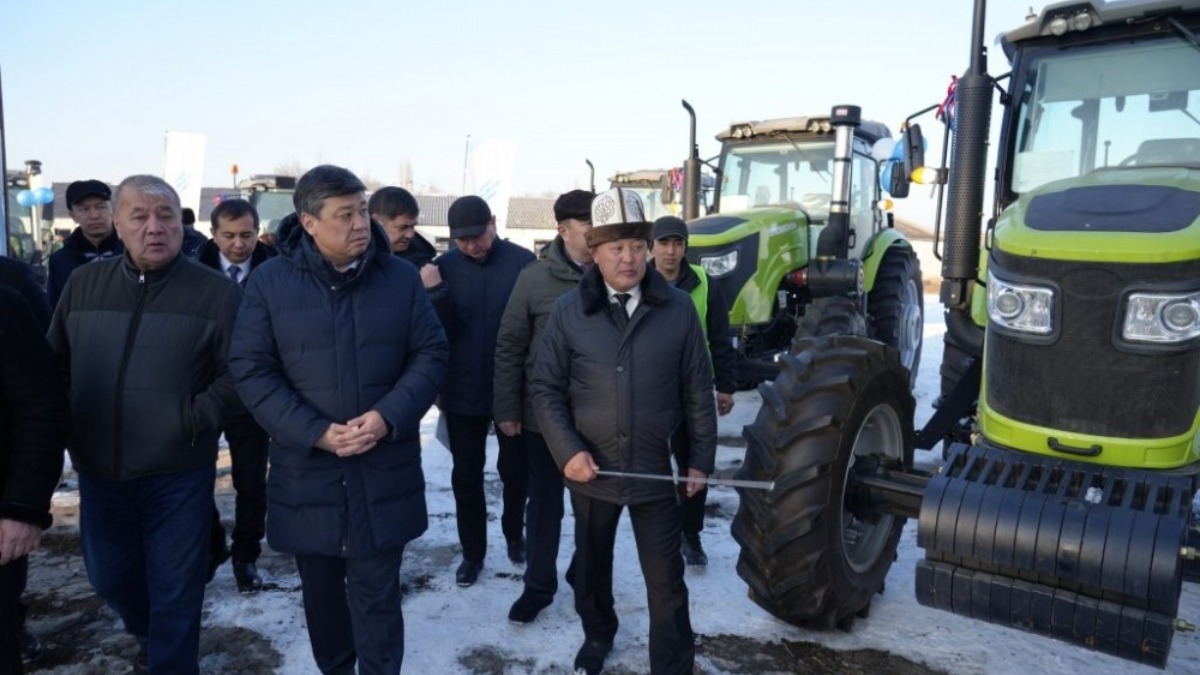 В Сокулуке в Кыргызстане состоялось открытие государственной машинно-тракторной станции (МТС)