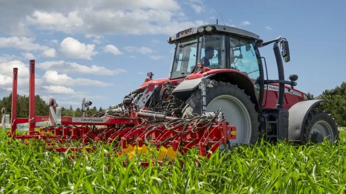 PÖTTINGER представил приложение Harvest Assist для оптимизации уборки  кормов - glavpahar.ru