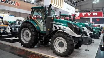 Экспозиция новых китайских тракторов LOVOL на выставке Agritechnica 2023