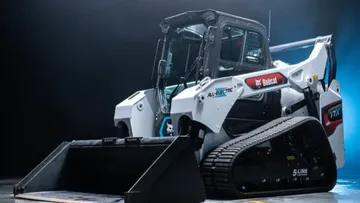 Электрический погрузчик с бортовым поворотом Bobcat T7X