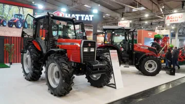 Турецкий трактор Hattat 399 на выставке Agritechnica 2023