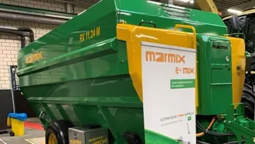 Новый электрический кормосмеситель Marmix E-Mix