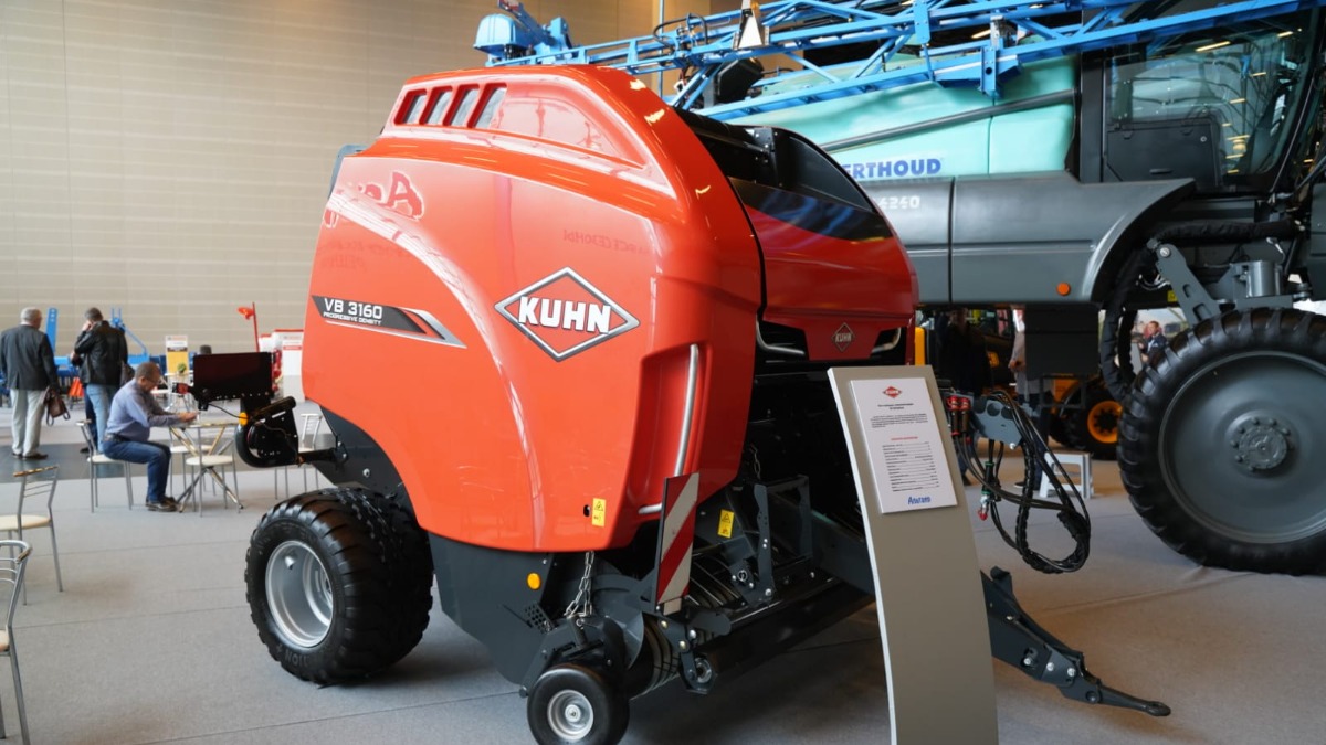 Пресс-подборщик Kuhn VB 3160 на выставке МинводыАГРО-2022