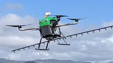Электрический автономный дрон-опрыскиватель SC1 от Guardian Agriculture