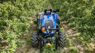 Трактор New Holland T4F S для садов и виноградников