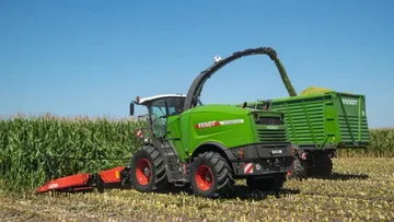 Кормоуборочный комбайн Fendt Katana 850