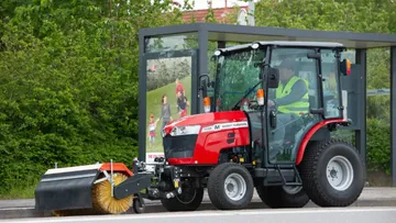 Электротрактор Massey Ferguson 1735М