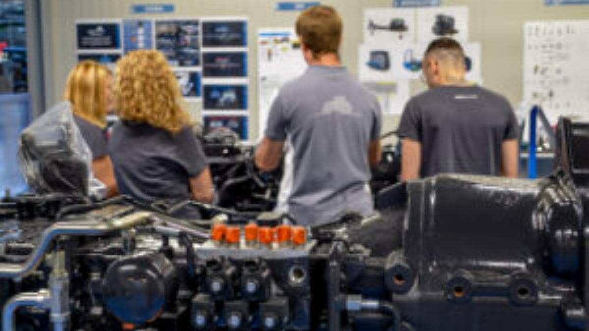 Argo Tractors открыл тракторную школу Fabbrico Factory School