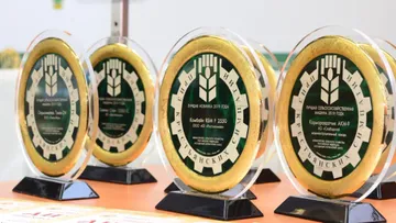 Награды конкурса «Лучшая сельскохозяйственная машина года»