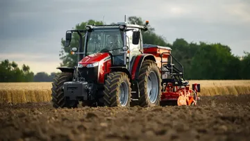 Новая серия тракторов Massey Ferguson 5M Global