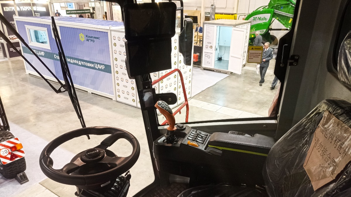 Кабина комбайна AGRO-LIDER FD6300