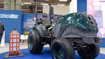 Новый компактный электрический трактор Solis H26 Electric на выставке EIMA-2022