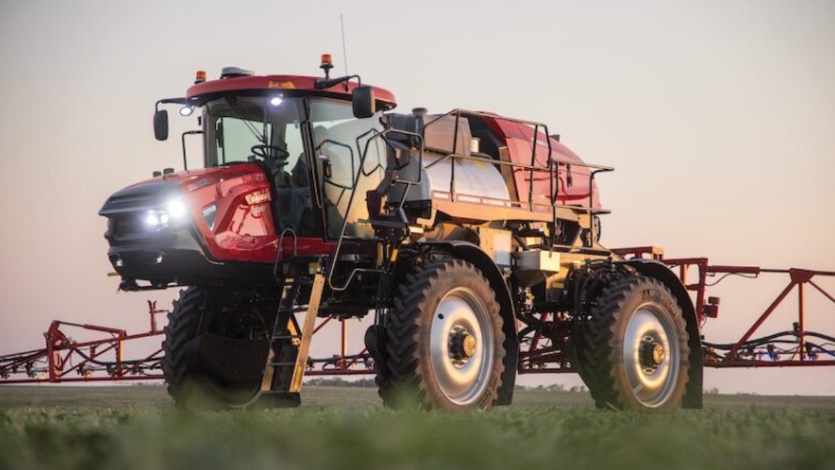 Самоходный опрыскиватель Case IH Patriot серии 50