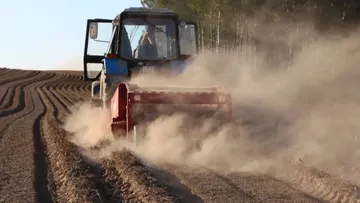 Уральские аграрии обновят МТП сельхозтехники при помощи господдержки (фото иллюстративное)