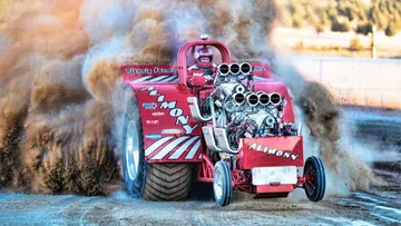 Трактор-пуллинг — самые дорогие и зрелищные соревнования на тракторах