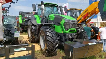 Трактор Deutz Fahr 9340 TTV Warrior на выставке Всероссийский день поля 2024