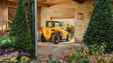 Представлен самый компактный телескопический погрузчик JCB Telescopic 514-40